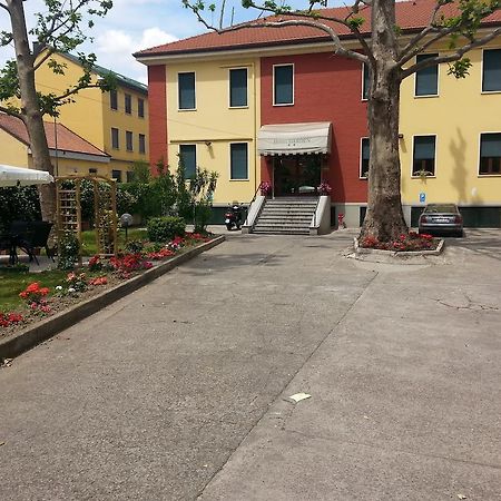 Hotel Garden Mediolan Zewnętrze zdjęcie