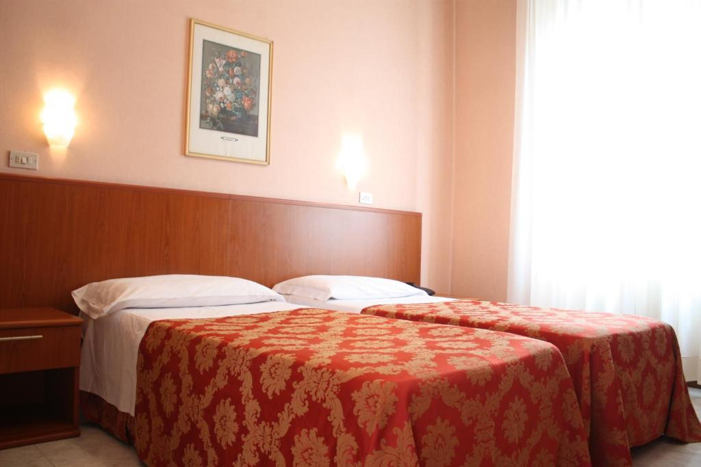 Hotel Garden Mediolan Pokój zdjęcie