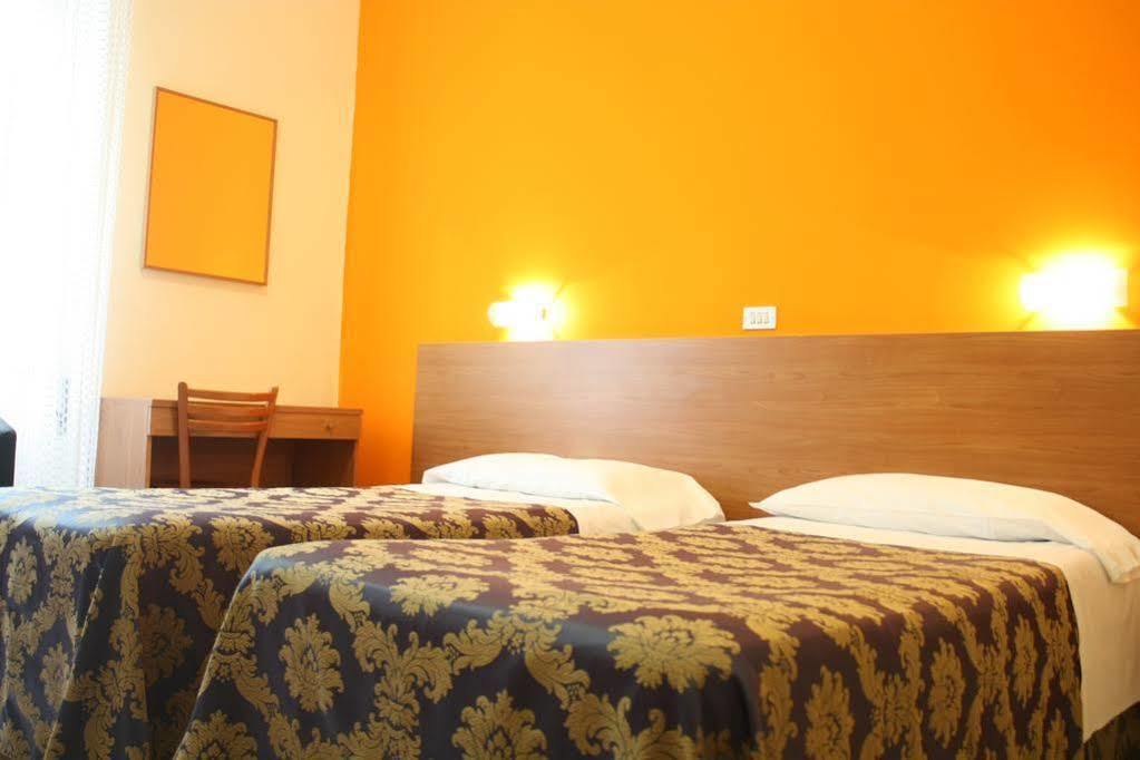 Hotel Garden Mediolan Zewnętrze zdjęcie