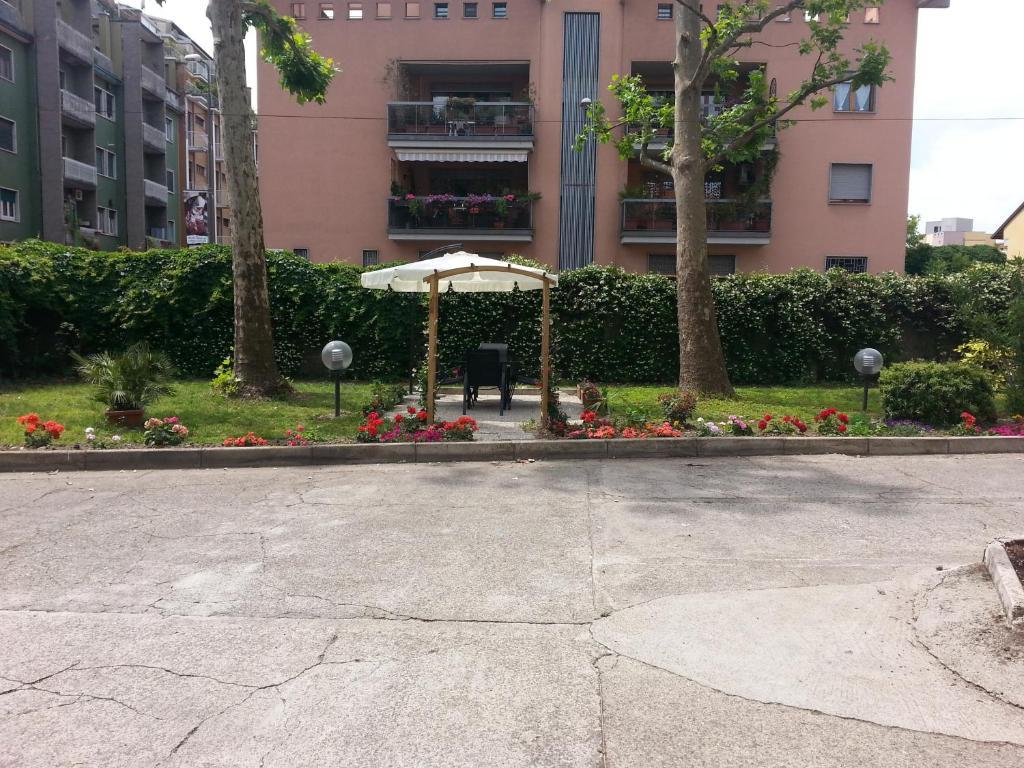 Hotel Garden Mediolan Zewnętrze zdjęcie